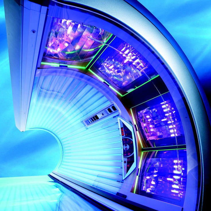 Bronzage professionnel au Boudoir de Charlotte – teint hâlé et uniforme à Arras