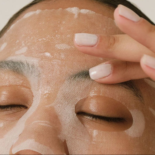 Soin beauté des yeux – hydratation, lissage et éclat du contour de l’œil au Boudoir de Charlotte à Arras