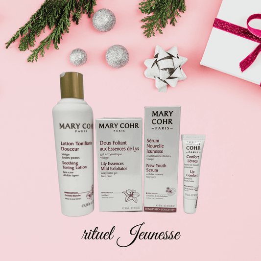 Rituel Jeunesse Mary Cohr – Lotion Tonifiante 200ml, Doux Foliant 50ml, Sérum Nouvelle Jeunesse 30ml, Confort Lèvre 15ml – 1 pack disponible au Boudoir de Charlotte, esthéticienne Arras